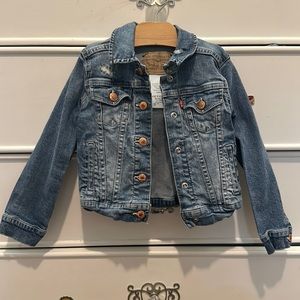 Levis Girl jean jacket excellent condition size 4